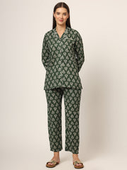 ESHANI Green Floral Print Cotton Regular Fit Night Suit
