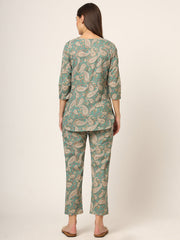 ESHANI Green Floral Print Cotton Regular Fit Night Suit