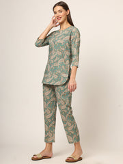 ESHANI Green Floral Print Cotton Regular Fit Night Suit