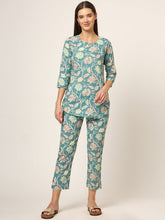 ESHANI Green Floral Print Cotton Regular Fit Night Suit