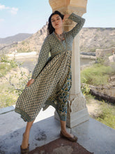 Eshani Block Print Mulmul Kurta - divenaworld.com