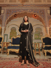 Eshani Black Velvet hand work Kurta pant With Net Dupatta set - divenaworld.com