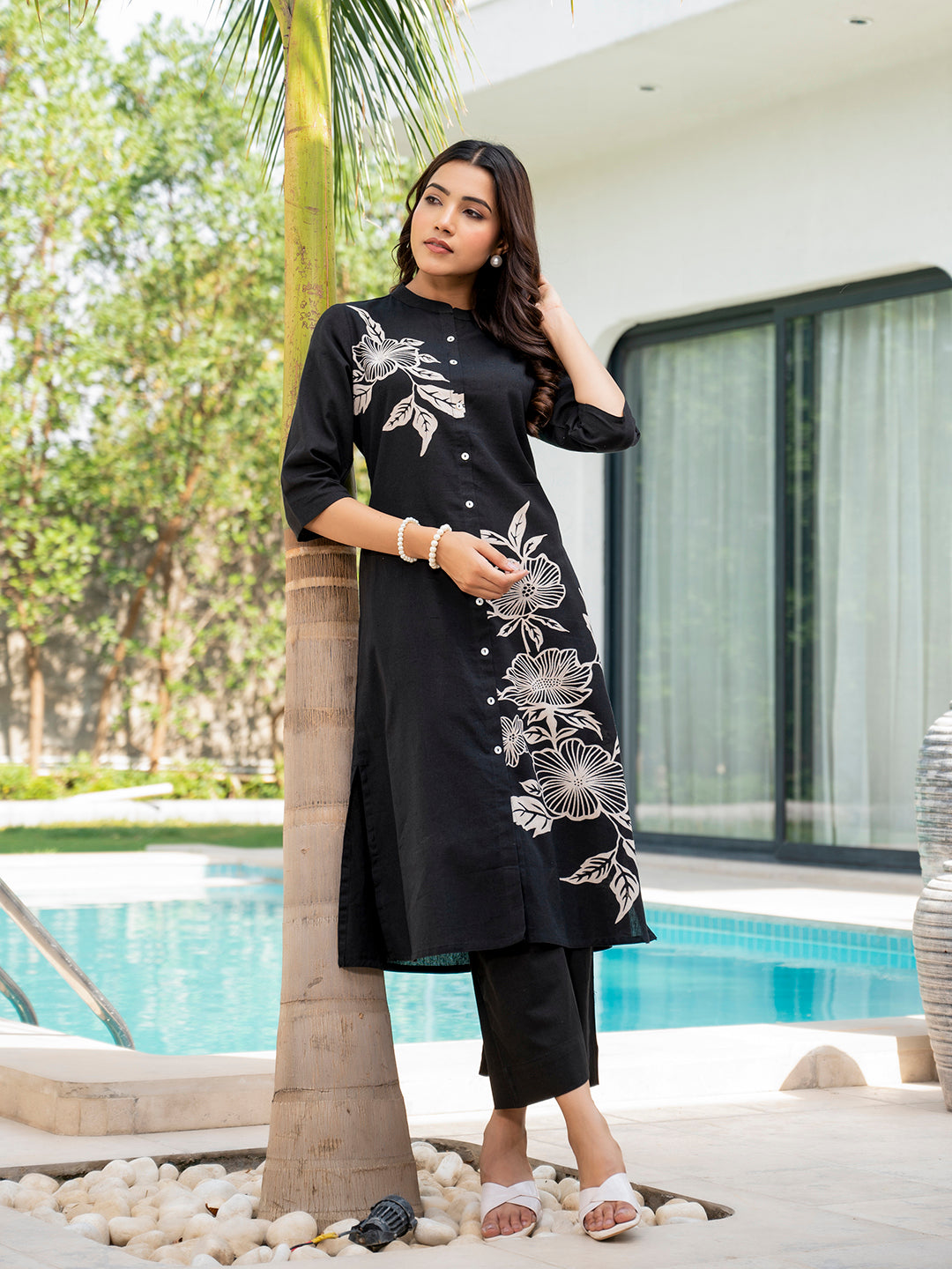 Eshani Black Floral Printed Cotton A-line Fit Kurta Pant Set