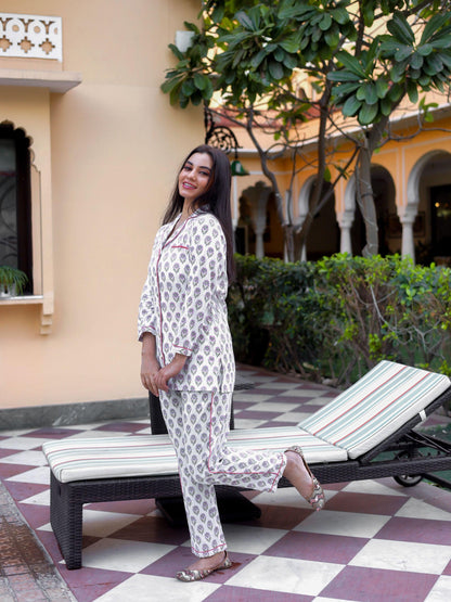 Eshani White Printed Cotton Night Suit - divenaworld.com