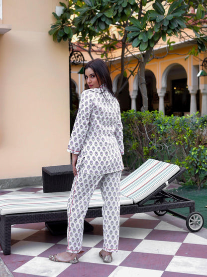 Eshani White Printed Cotton Night Suit - divenaworld.com