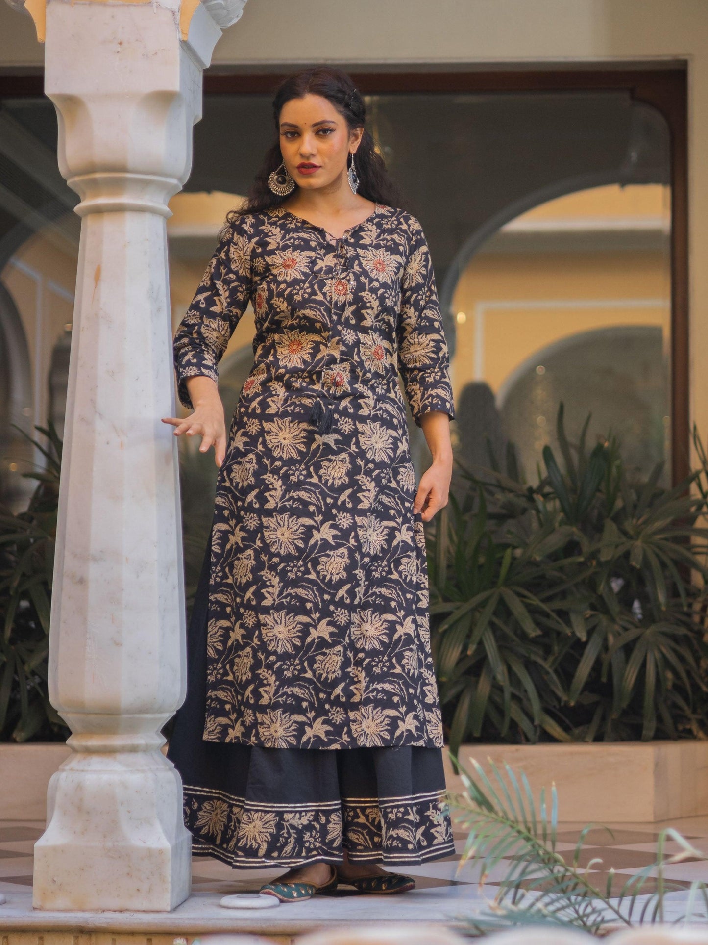 Eshani Black Printed Kurta with Palazzo Set - divenaworld.com