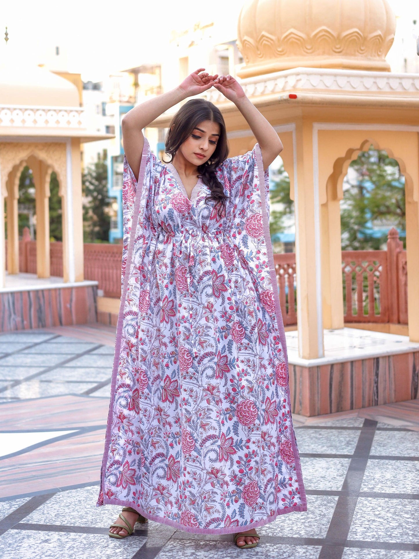 Eshani White And Pink Floral Print Kaftan - divenaworld.com