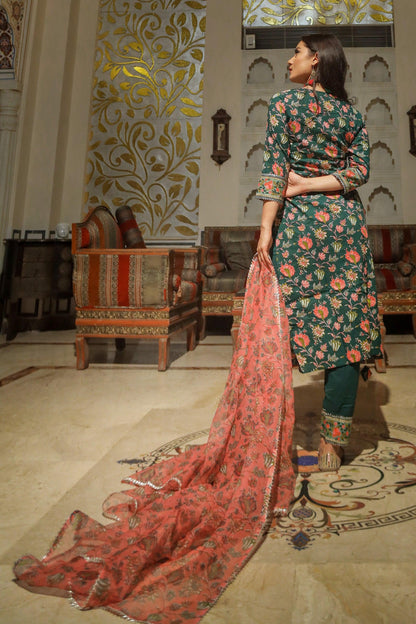 Eshani Green Floral Printed Kurta Pant Set with Dupatta - divenaworld.com