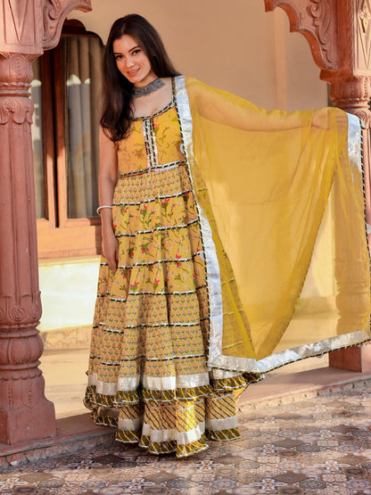 Eshani Yellow Cotton Sleeves less anarkali Skirt Set With Dupatta - divenaworld.com