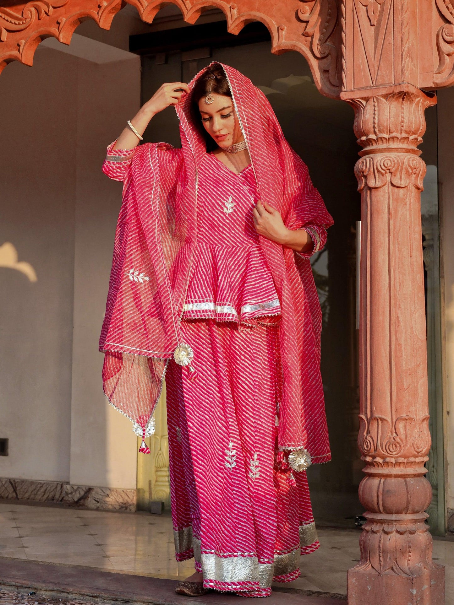 Eshani Pink Lehriya lehenga dupatta set - divenaworld.com