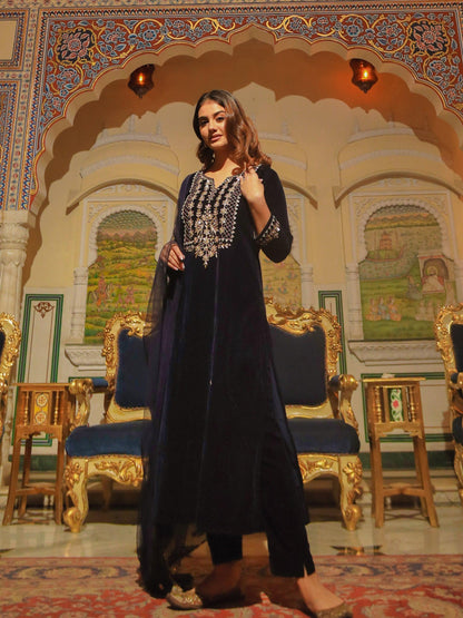 Eshani Royal Blue Velvet hand work Kurta pant With Net Dupatta set - divenaworld.com