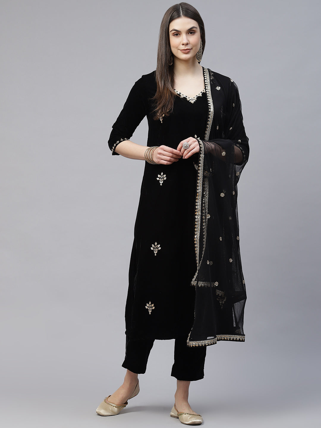 Eshani Black Velvet hand work Kurta pant With Net Dupatta set