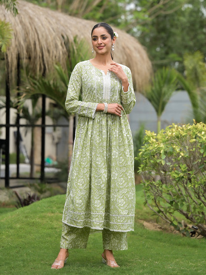 Eshani Green Floral Print Cotton Nyra Cut Kurta Pant Set