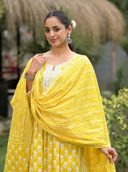 Eshani Yellow Floral Print Cotton Kurta Pants with Dupatta set for women