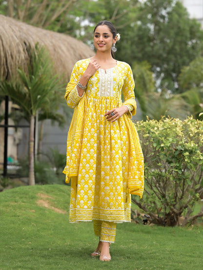 Eshani Yellow Floral Print Cotton Kurta Pants with Dupatta set for women