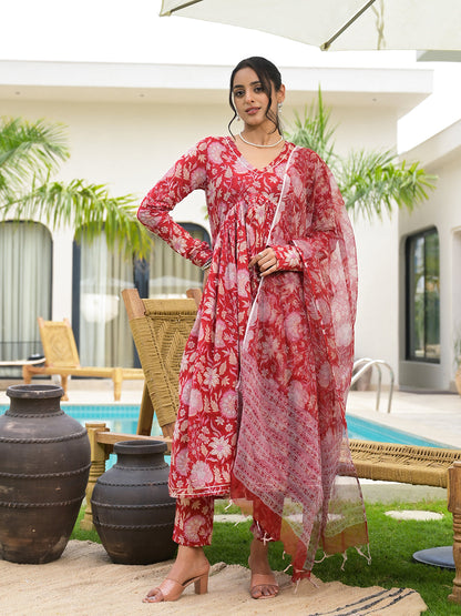 Eshani Floral Printed Red Cotton Alia Cut Kurta Set for women