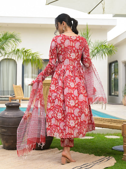 Eshani Floral Printed Red Cotton Alia Cut Kurta Set for women