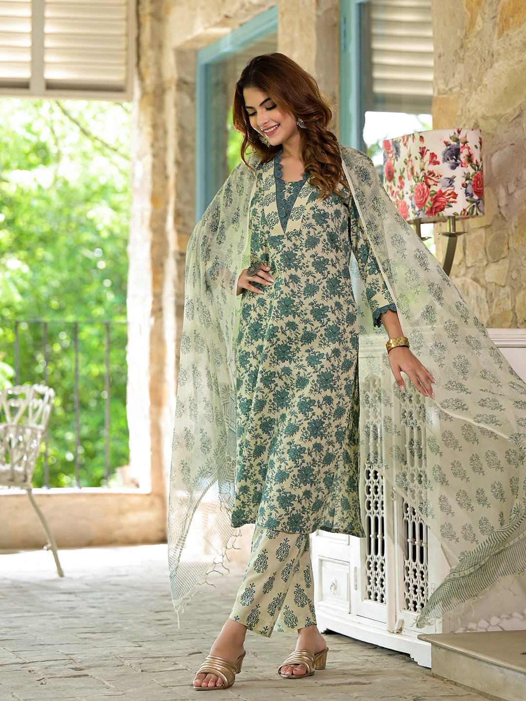 Eshani Bottle Green Floral Print Cotton Kurta Set for Women