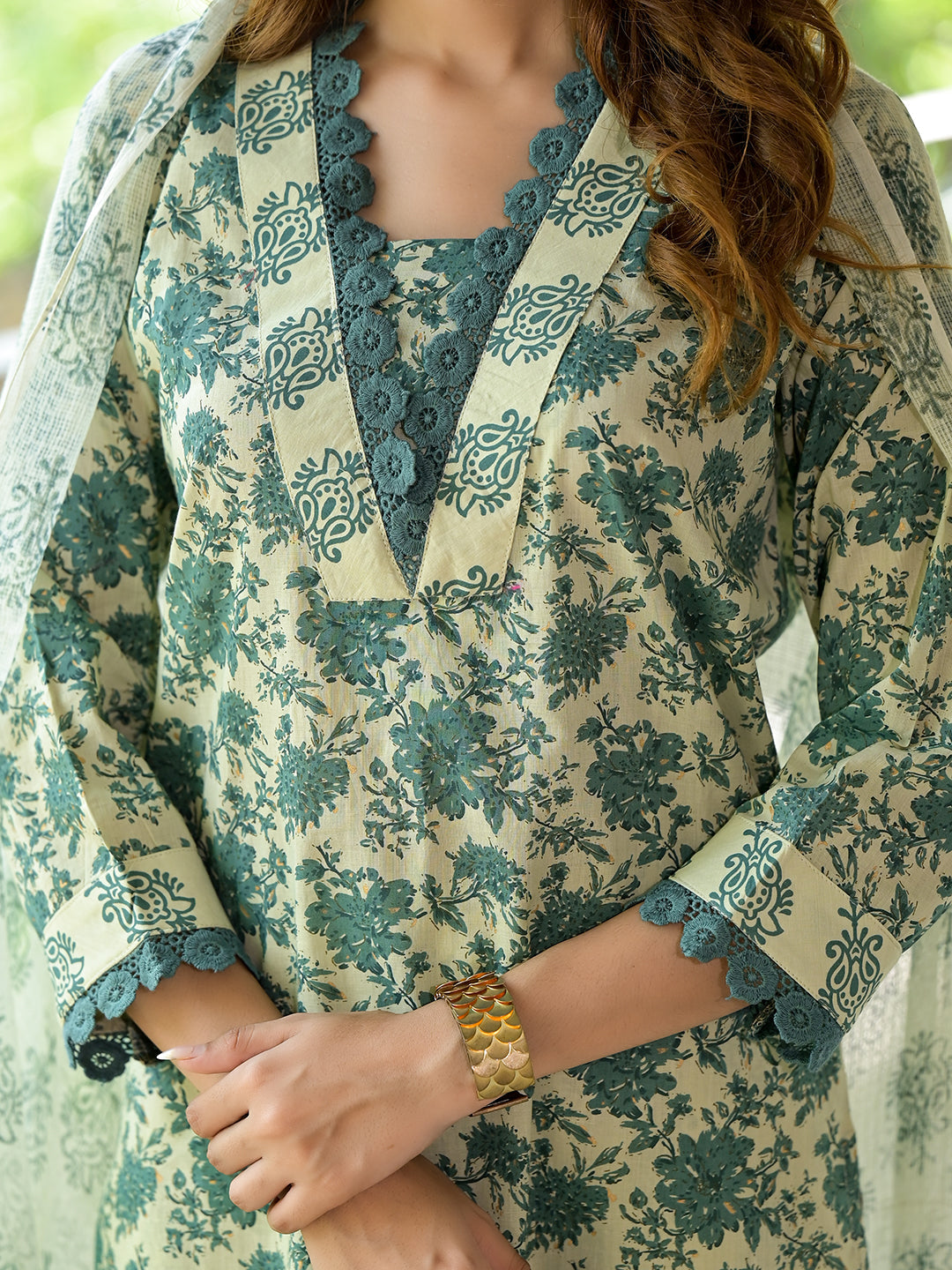 Eshani Bottle Green Floral Print Cotton Kurta Set for Women