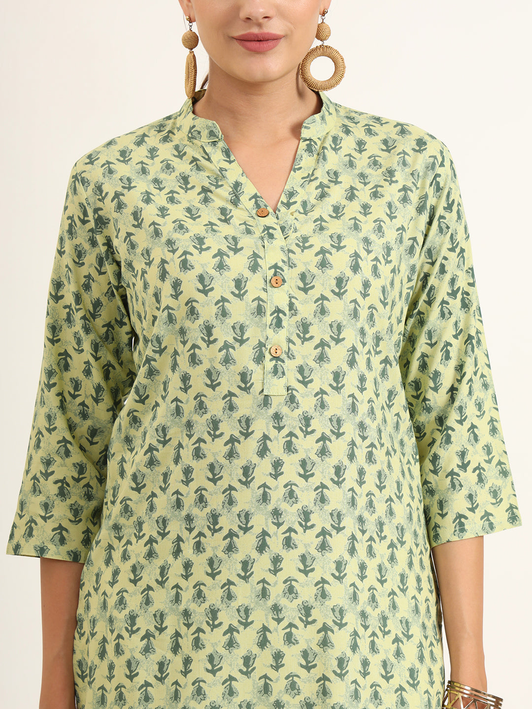 ESHANI Green Floral Print Pure Cotton Straight Kurta