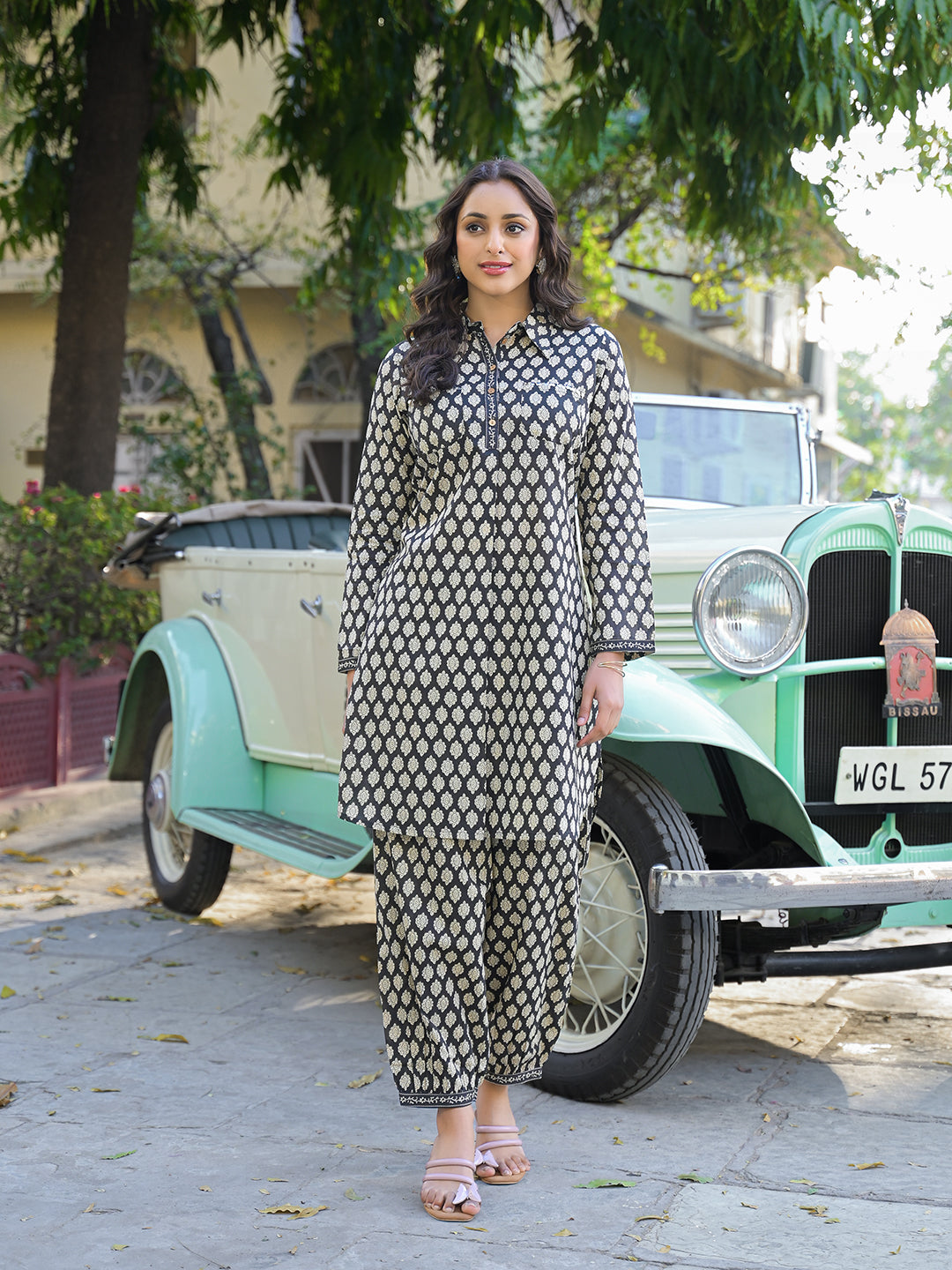 ESHANI Black Ethnic Printed Cotton Fabric Shirt Kurta With Trouser
