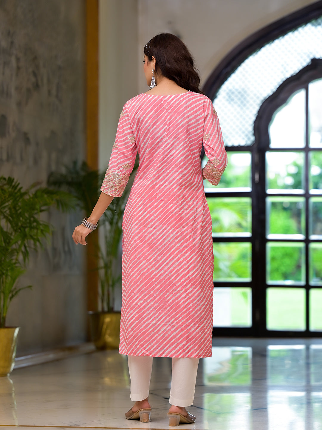 Eshani Peach Leheriya Print Embroidered Pure Cotton Straight Kurta