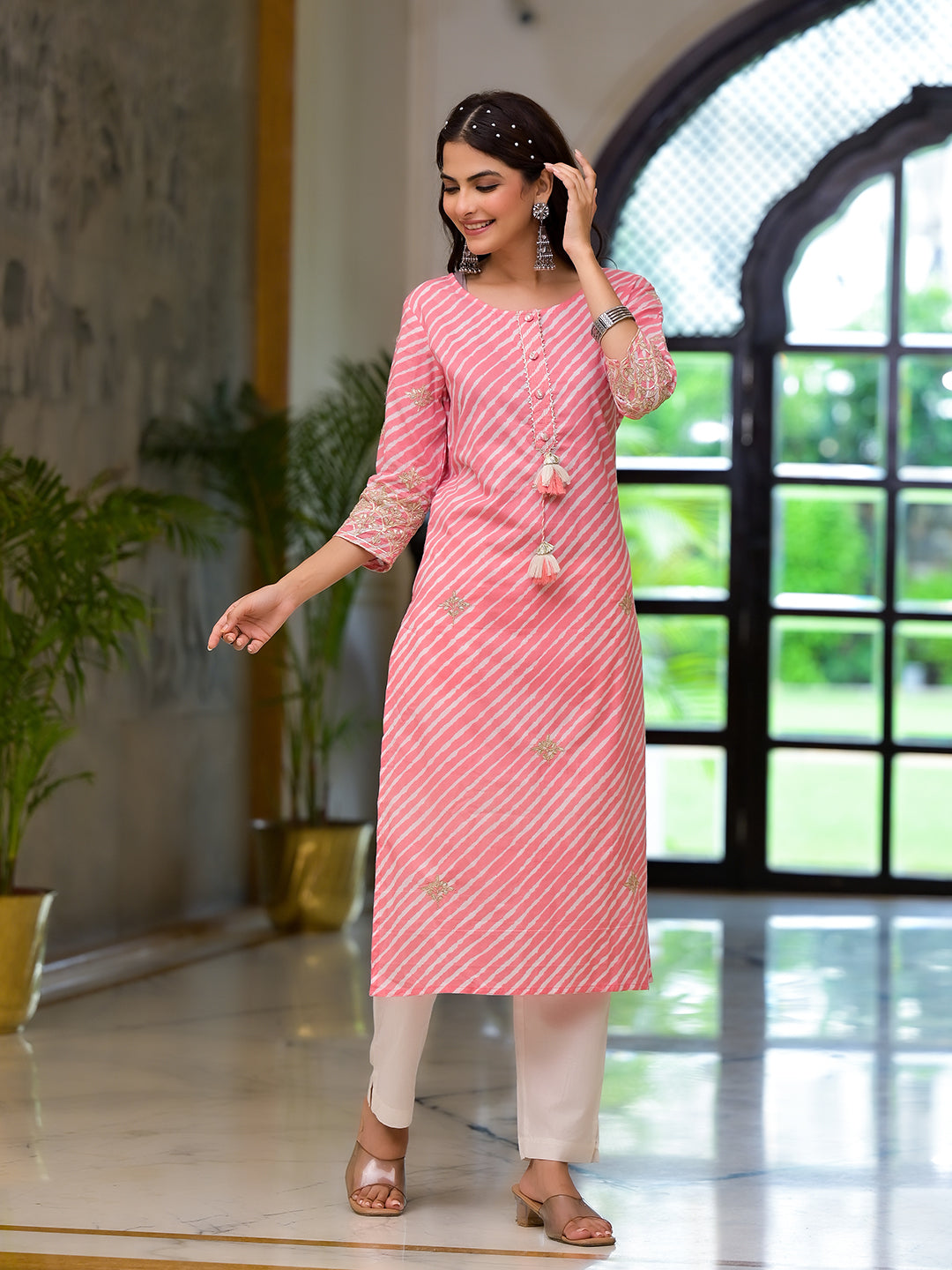 Eshani Peach Leheriya Print Embroidered Pure Cotton Straight Kurta