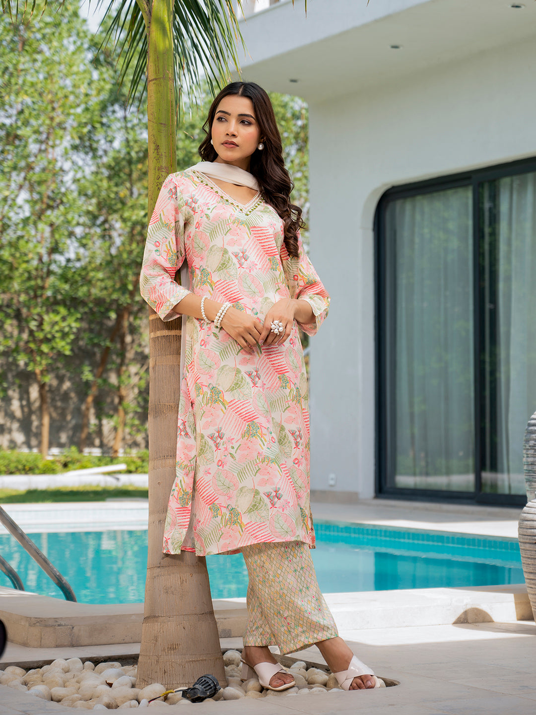 Eshani Cream Embroidered & Floral Print Muslin Kurta Set