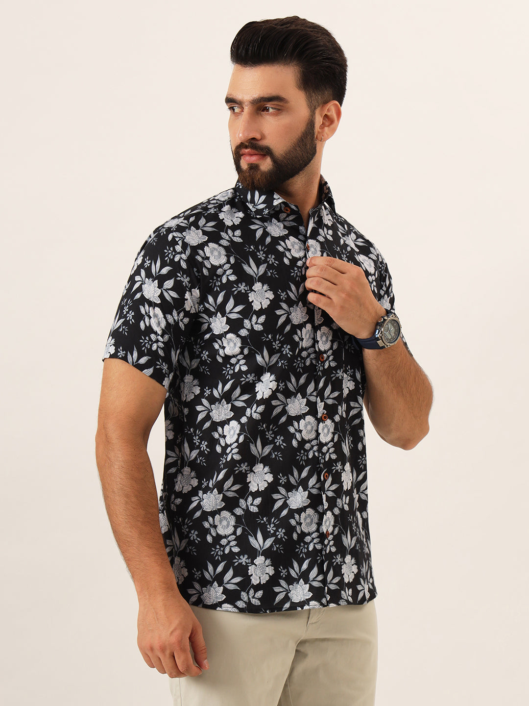 MILLENNIAL MEN Black Floral Print Pure Cotton Regular Fit Casual Half Sleeve